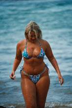 Load image into Gallery viewer, FAE BIKINI BOTTOM - BLUE