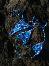 Load image into Gallery viewer, FAE BIKINI TOP - BLUE

