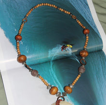 Load image into Gallery viewer, HAWAII NECKLACE
