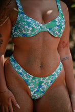 Load image into Gallery viewer, KALI BRA BIKINI TOP - GREEN
